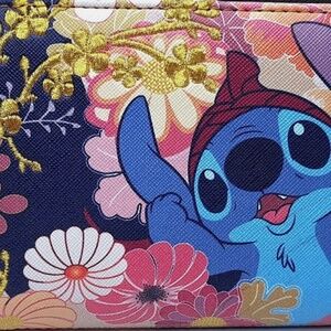 Loungefly Disney Lilo & Stitch Floral Festival Design Zip Wallet